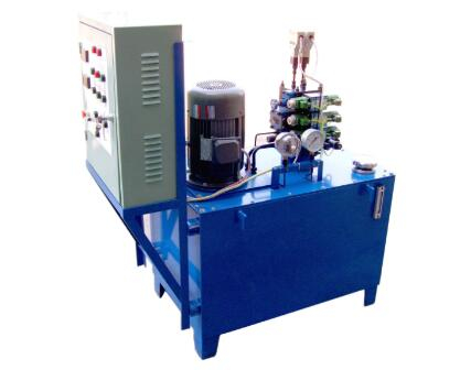 <a href=http://m.xlsjy.cn/news_article?news_id=116>液壓設(shè)備</a>